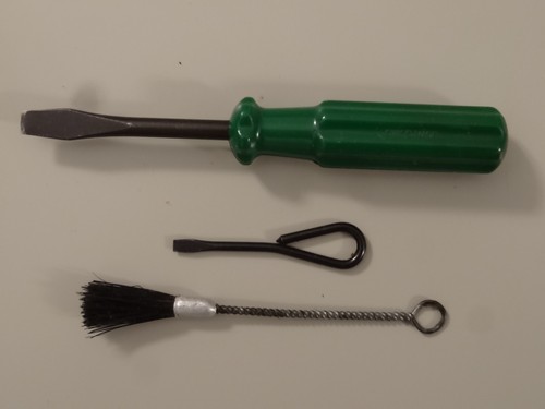Lot tournevis 1 brosse - tournevis,