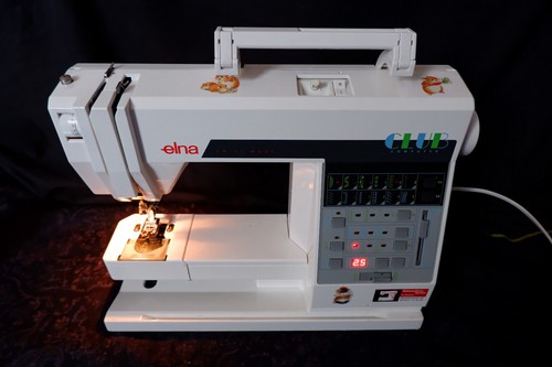 Elna club computer - machine, a